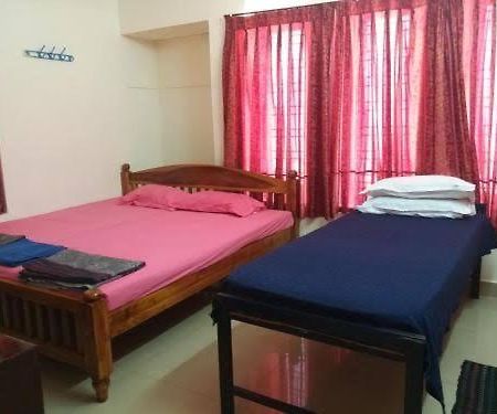 Capital Homestay 特里凡得琅 外观 照片
